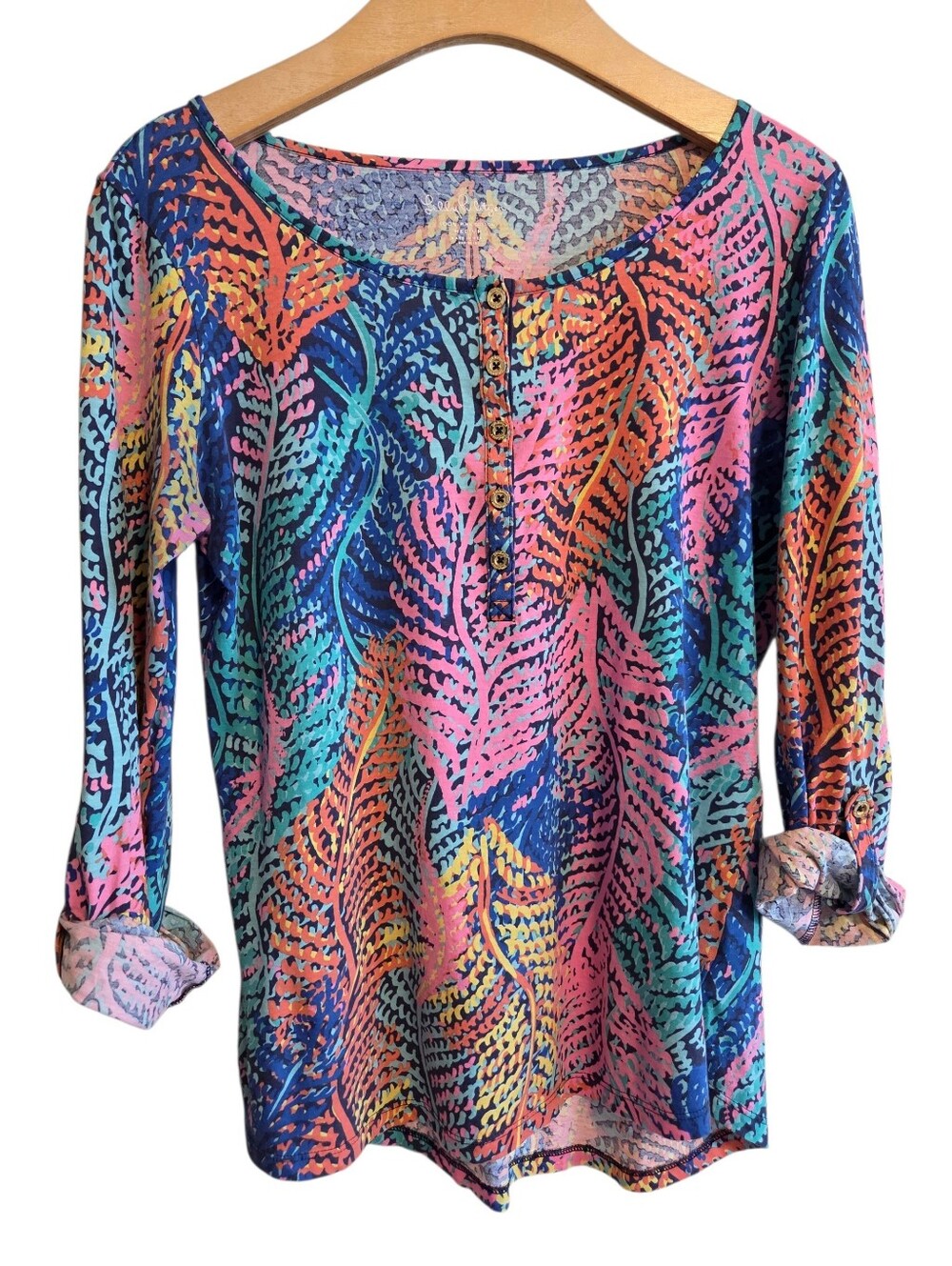 Lilly Pulitzer Electric Feel Porter Henley Tropical Multicolored Leaf Print Sz M